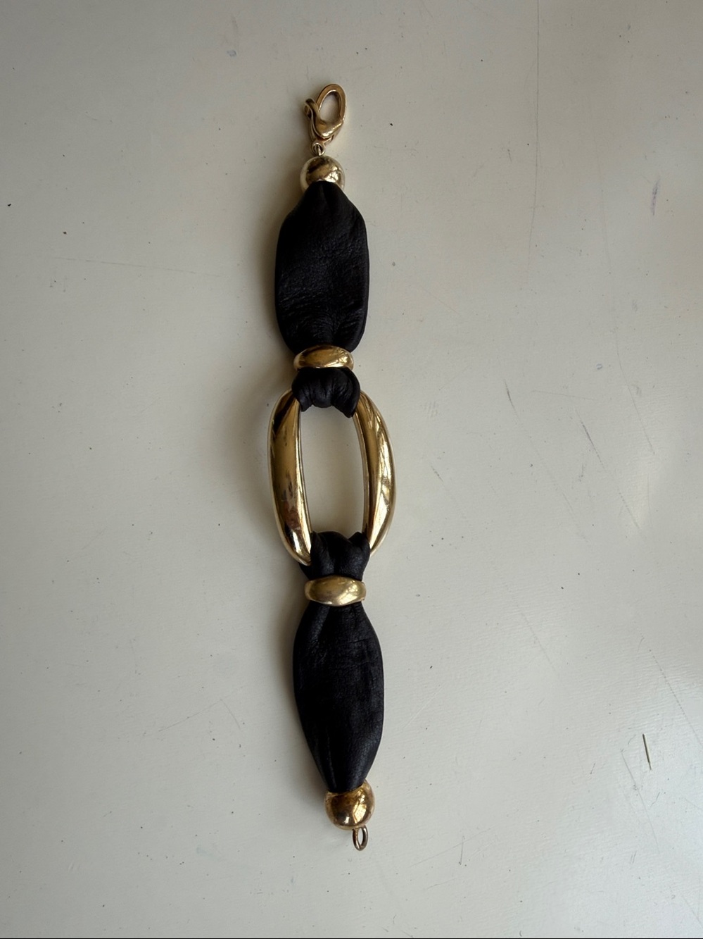 Leather And Gold Bracelet - Picture 2 of 5